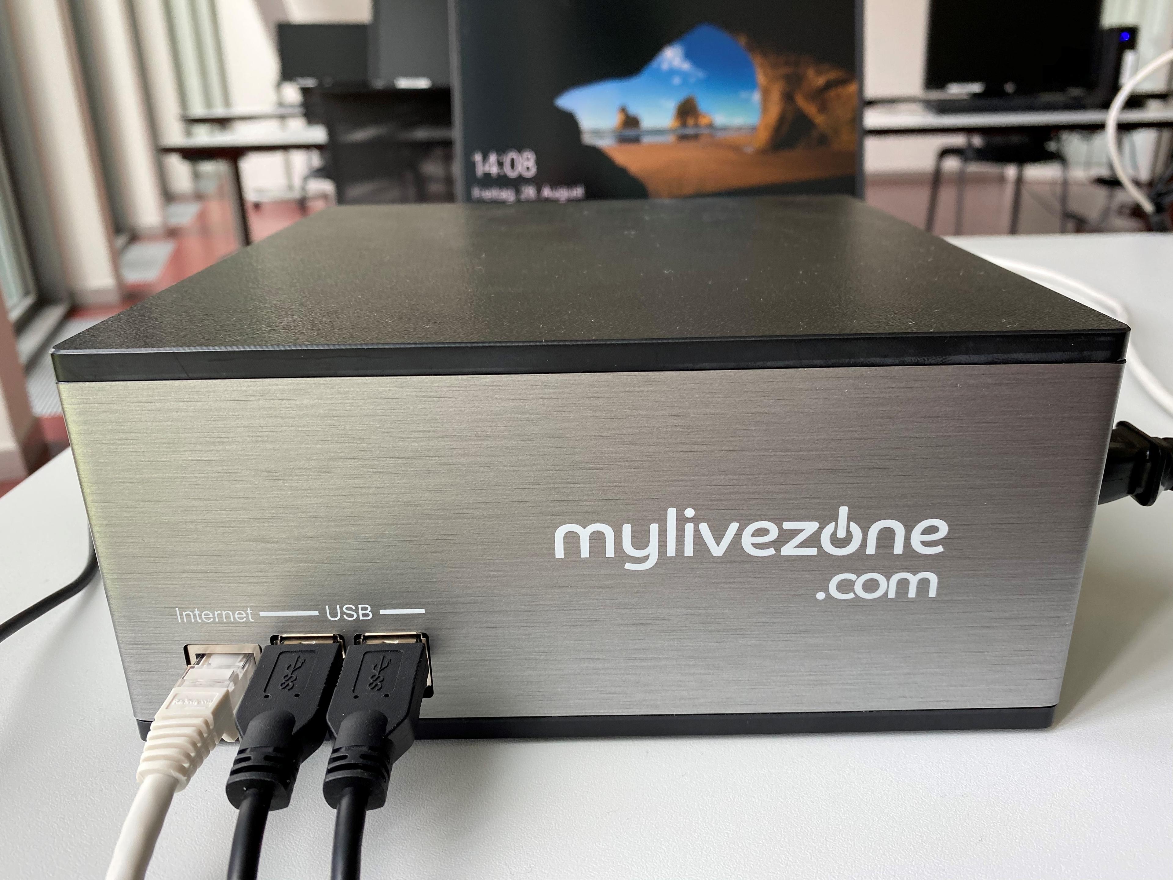 SCM Controller
